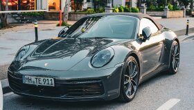 Porsche 911 carrera cabriolet