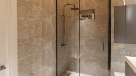 Gerçekçi Banyo iç mekan tasarım ve görselleştirmeleri