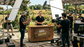 ürün veya markanız için AI ile reklam filmi hazırlayabilirim