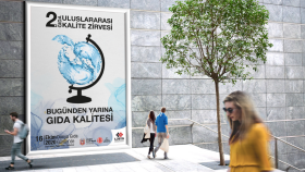 profesyonel broşür ve afiş tasarımları yaparım