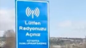 DUMLUPINAR TÜRKÇE RADYO ANONSU