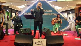Peyderpey Trio sahne