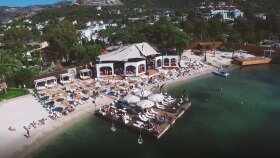 Tren Beach Club Commercial