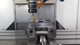 Solidworks programında 3D modelleme yaparım