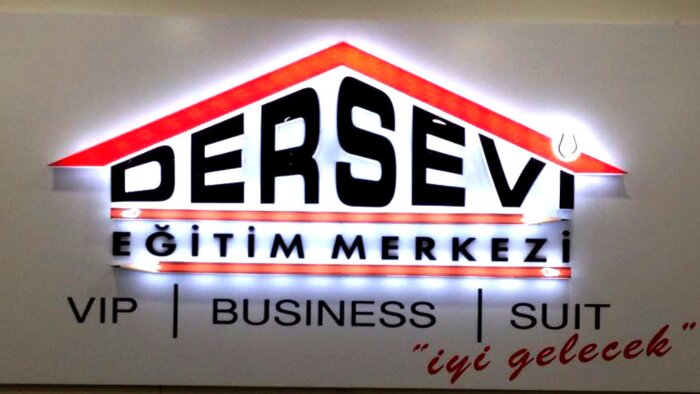 markanızı öne çıkaracak logolar tasarlamak için buradayım