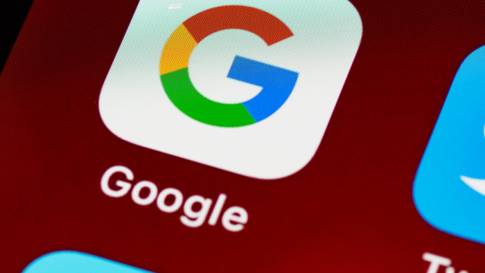 Google ve Facebook reklam panellerinizi kurar ve yönetirim