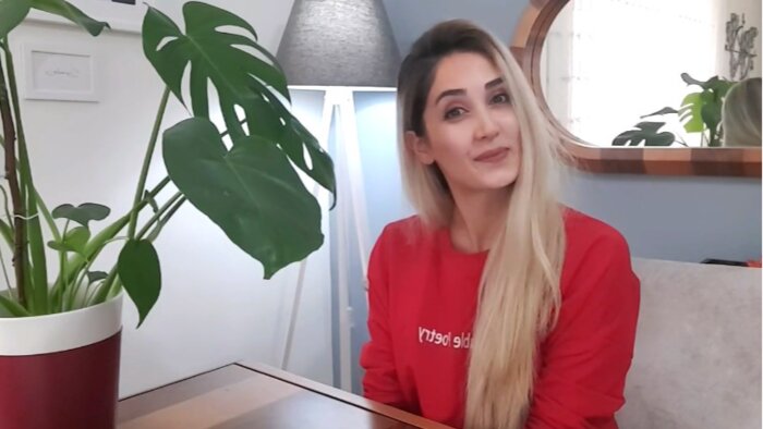 kaliteli ve hızlı bir şekilde seslendirmelerinizi yaparım