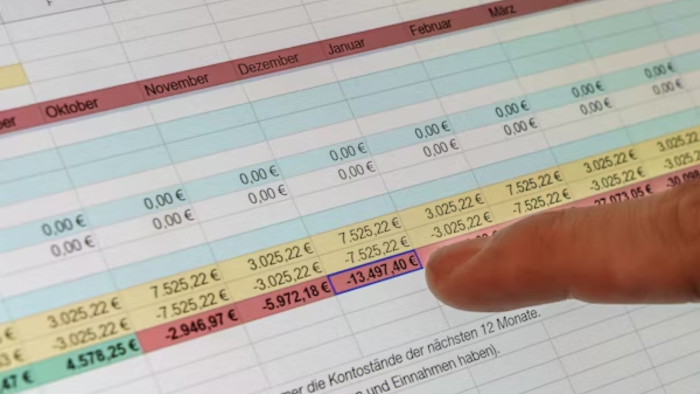 Excel tablolarınızı düzenler ve hızlı veri girişi yaparım