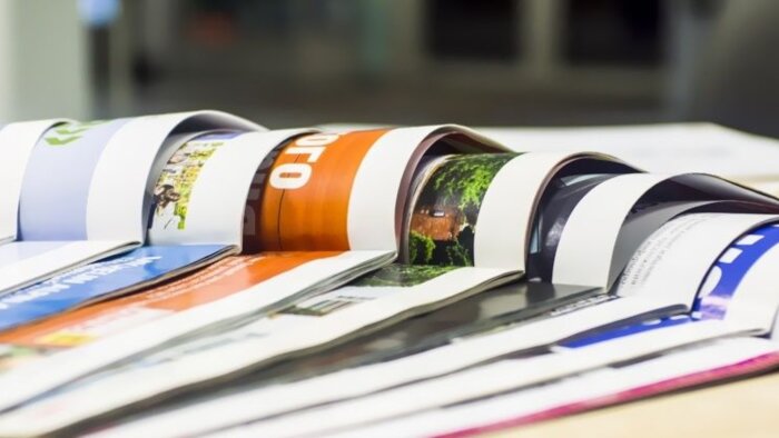 istediğiniz broşür, katalog, menü tasarımını yapabilirim