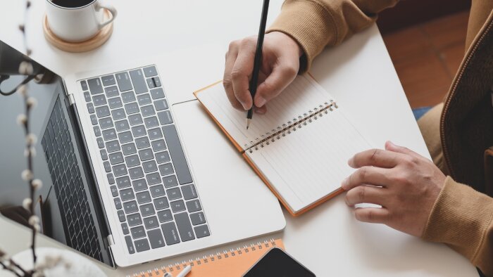 istenilen konuda seo uyumlu içerikler oluşturabilirim