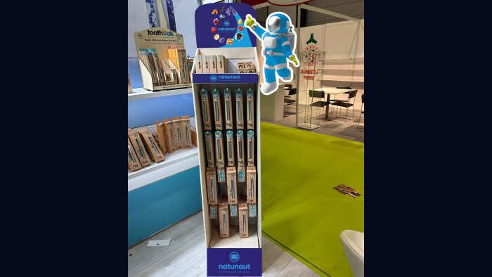 her çeşit stand tasarımı yapabilirim