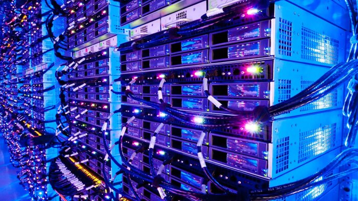 lisans, vps ve cloud server seçimlerinizde yardımcı oluyorum