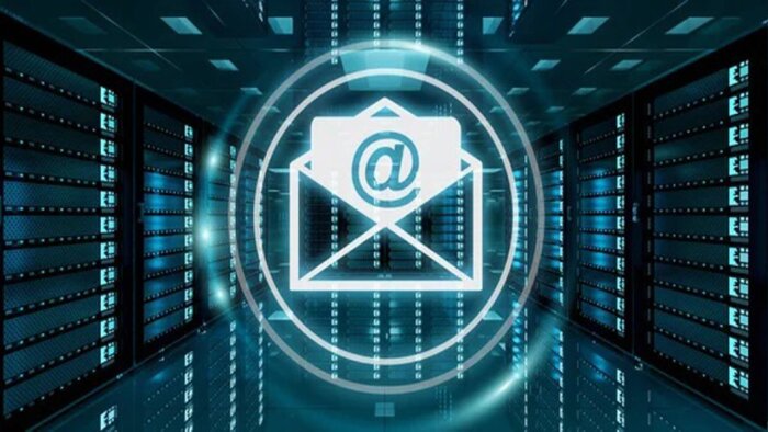 size özel posta sunucusunu (mail server) kurarım