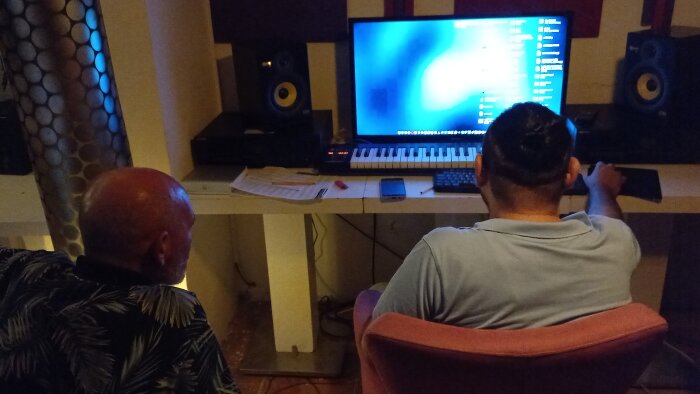 Sizin Şarkılarınıza profesyonel mix mastering yapabilirim