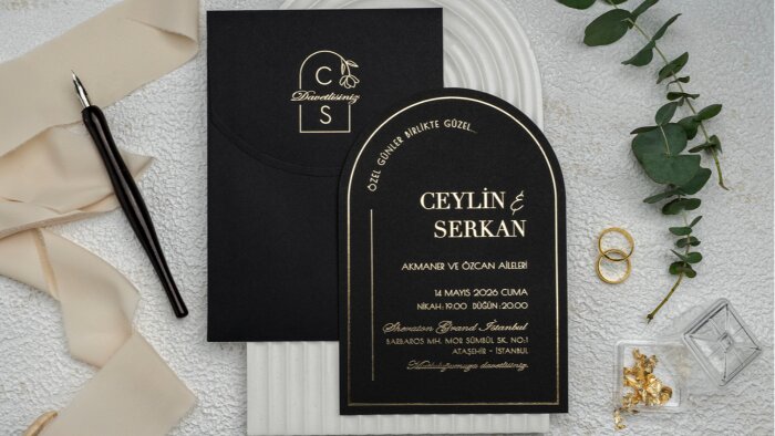 özel gün davetiyelerinizi şık ve göz alıcı tasarlarım