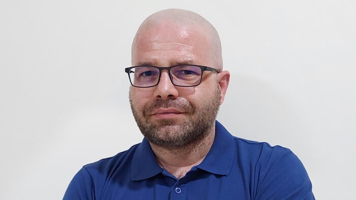 logo tasarımı yapıyorum