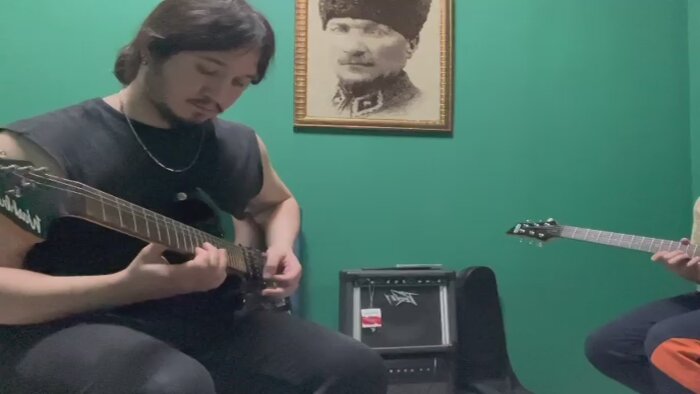 başlangıç, orta ve ileri seviye gitar dersleri verebilirim