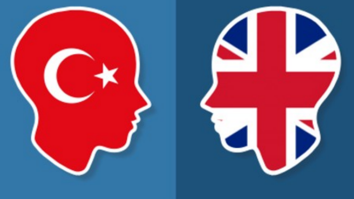 İngilizce-Türkçe ve Türkçe-İngilizce çeviriler yapıyorum