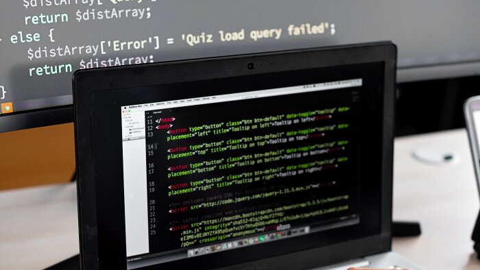 kişiye özel masaüstü programları geliştiriyorum