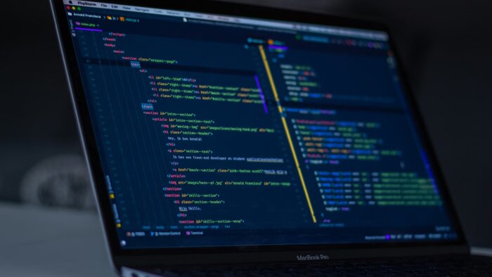 işletmeniz için özel web yazılım çözümleri geliştiriyorum