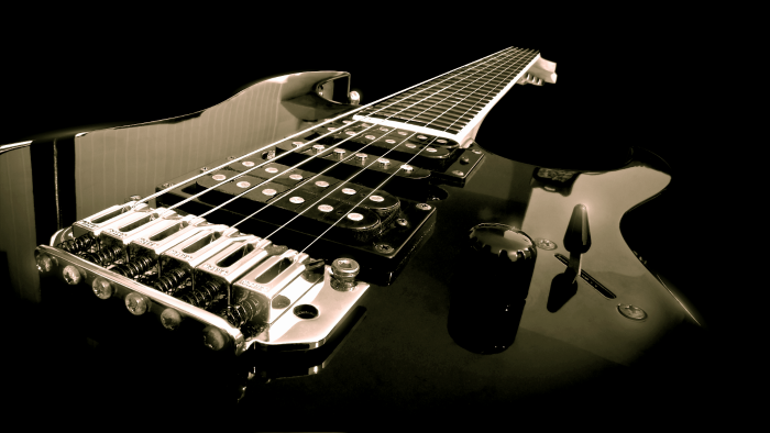 her türlü işiniz için profesyonel rock-metal müzik yaparım