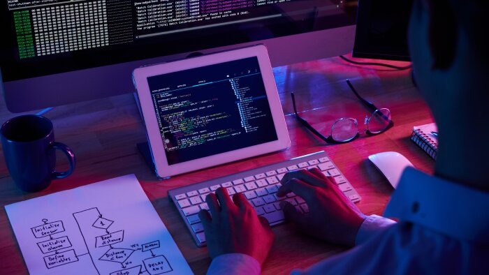 fikrinize özel istediğiniz web sitesini oluşturabilirim