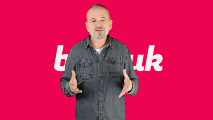 uzman ve nitelikli işaret dili çevirisi yaparım