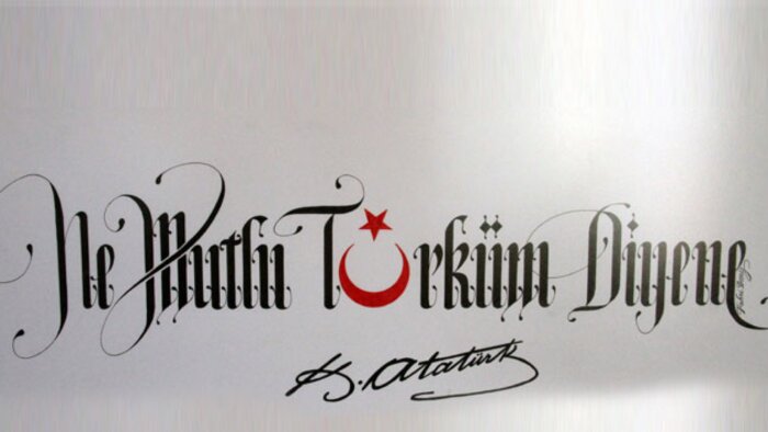 kaligrafi ve güzel yazı yazıyorum