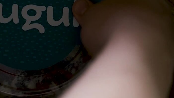 profesyonel bir reklam filmi çekip teslim edebilirim