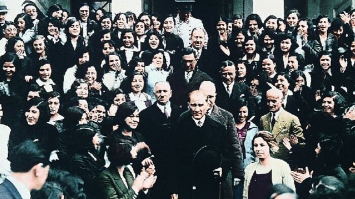 tanıtım filmlerinizi seslendirebilirim