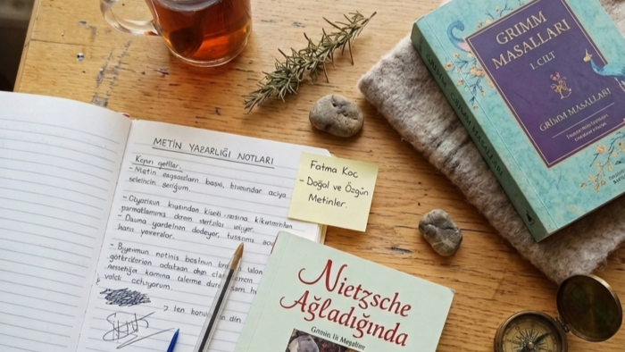 yayınevleri ve yazarlar için edebi metinler yazarım