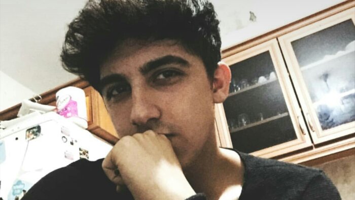 istediğiniz tarz da rap müzik yazabilir ve besteleyebilirim