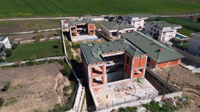 Drone ile arsa çekimleri yapıyorum