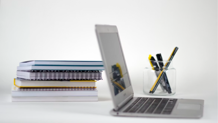Excel dosyalarınızı düzenler ve veri girişi yaparım