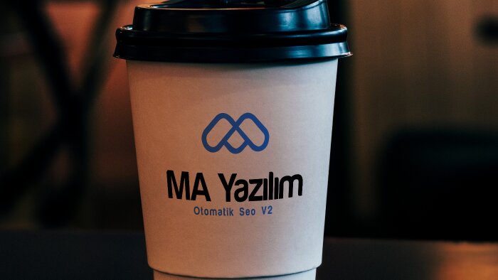 bardak ve tişört mock-up tasarlayabilirim
