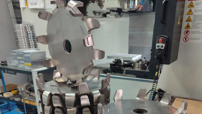 SolidWorks ile Sac Metal Tasarımı ve üretimi yapıyorum