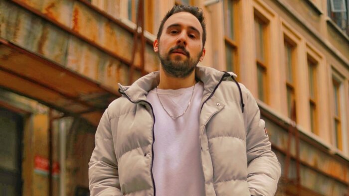 istediğiniz tarzda profesyonel beat/altyapı yapabilirim