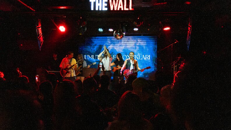 Yiğit Öz The Wall Konser Fotoğrafları.
