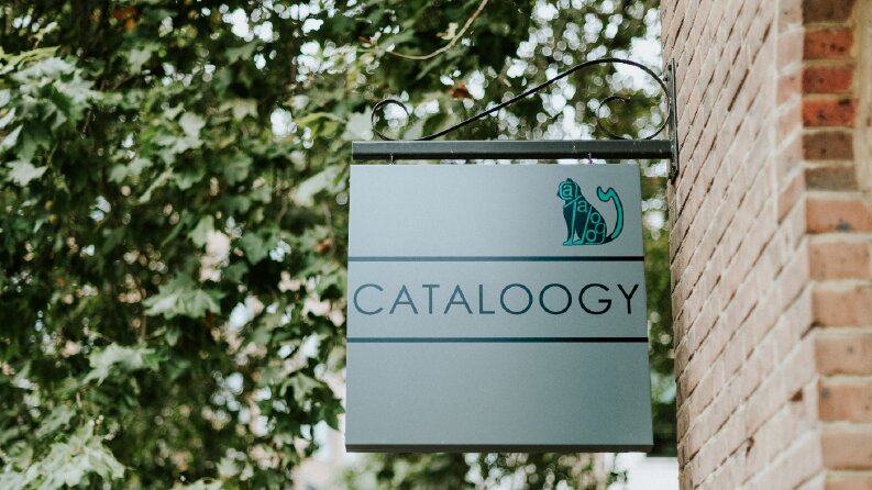 CATALOOGY LOGO TASARIMI