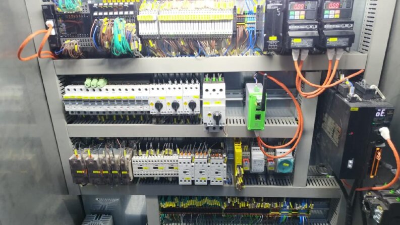 Otomasyon ve PLC ile Projeleri Geliştiriyorum