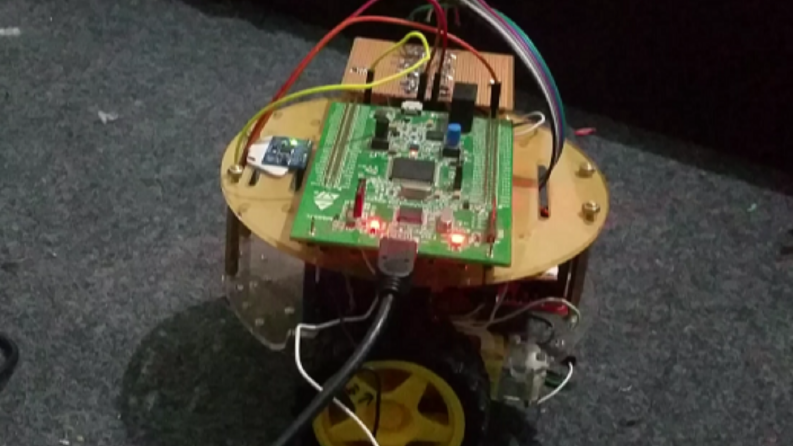 PID Algoritmasıyla Dengeleyici Robot (STM32)