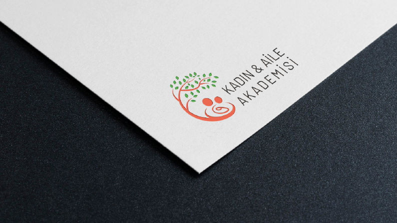 Kadın & Aile Akademisi Logo Tasarımı