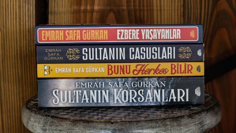 Kronik Kitap Sosyal Medya Fotoğrafları