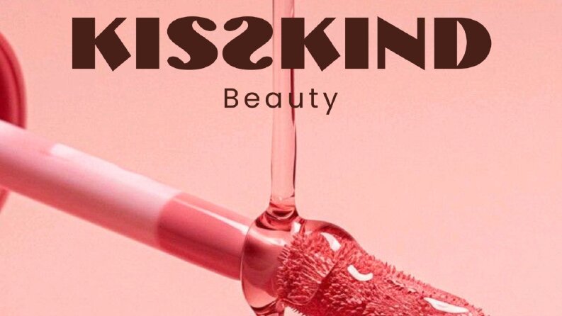 KISSKIND Makyaj Marka Kimliği Tasarımı