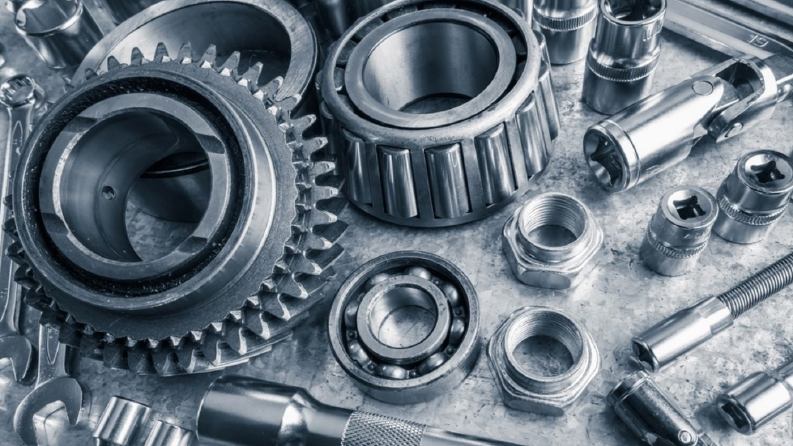Solidworks ve NX ile hizmet vermekteyim.