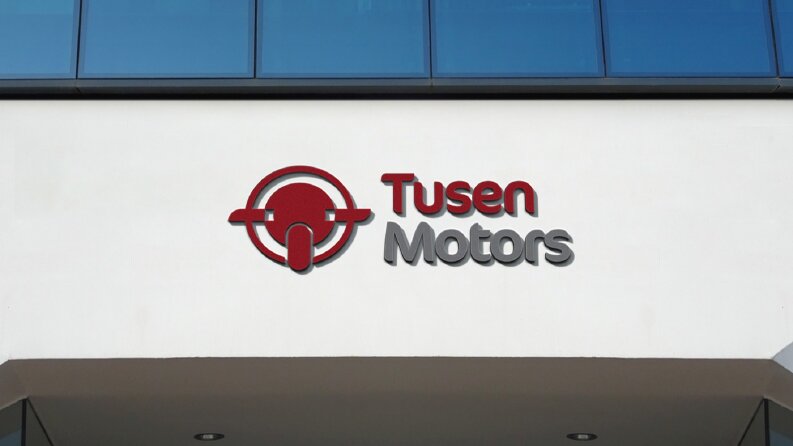 Tusen Motors Logo Tasarımı
