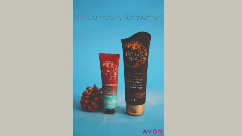 AVON ürün çekimi afiş tasarımı