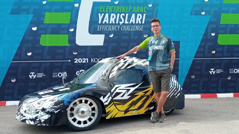 Elektrikli araç yazılımı