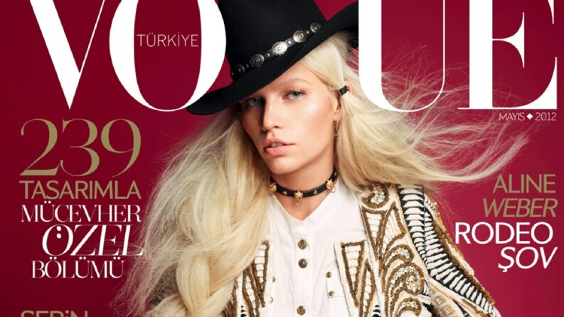 Vogue dergisi için yaptığım dergi kapağı