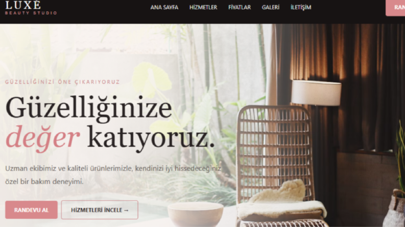 LUXÉ Beauty Studio adında güzellik salonu web sitesi 